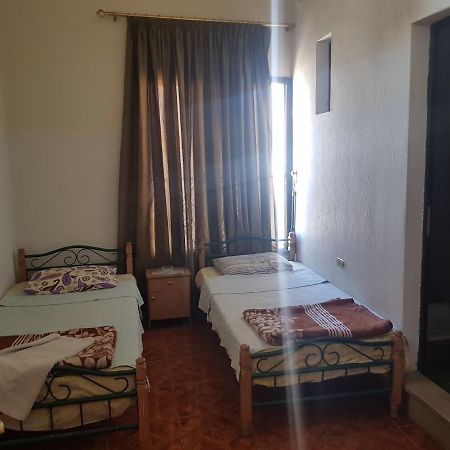 Jammal Hotel Baalbeck Exterior photo